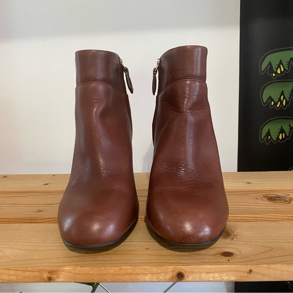 Tory Burch Brown Leather Fulton Zip Ankle Boots Booties 10 - Picture 3 of 16